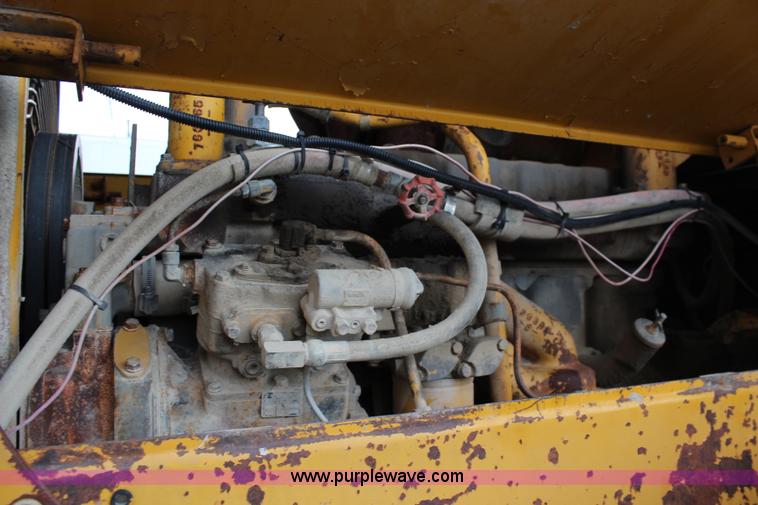 image for item J2166 1968 Caterpillar 966C wheel loader