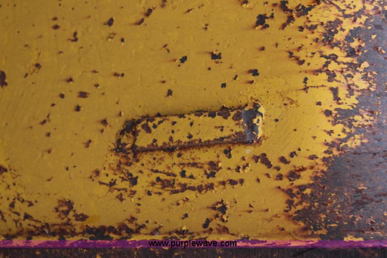 image for item J2166 1968 Caterpillar 966C wheel loader