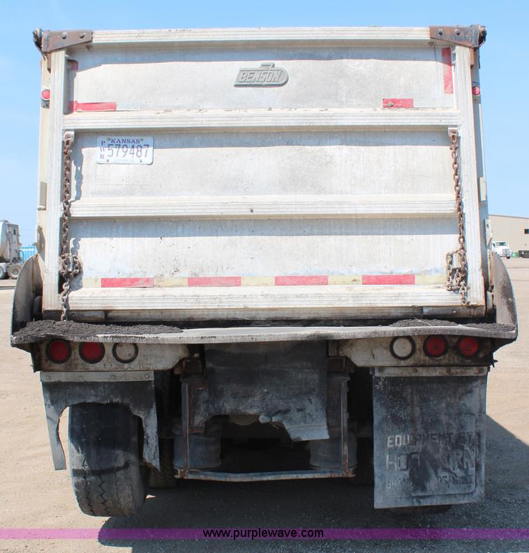 image for item J2191 2000 Kenworth T800 dump truck