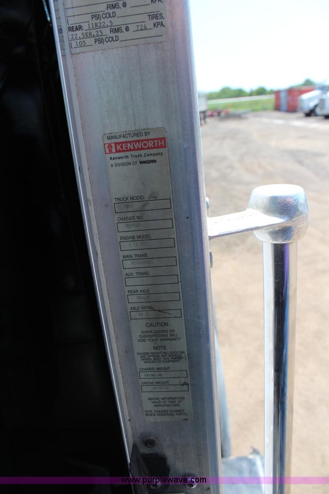 image for item J2191 2000 Kenworth T800 dump truck