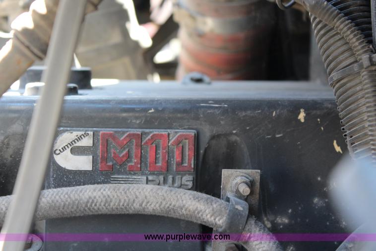 image for item J2229 1997 International 8100 conveyor truck