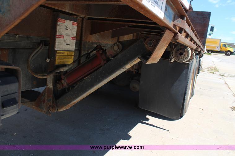 image for item J2229 1997 International 8100 conveyor truck