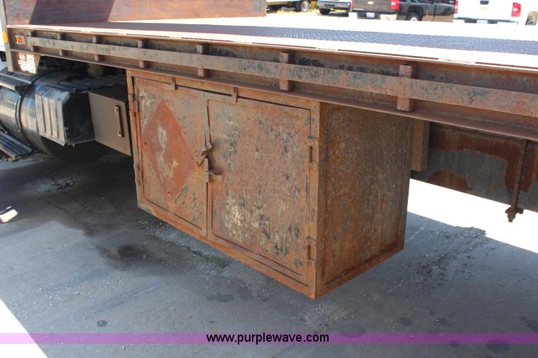 image for item J2229 1997 International 8100 conveyor truck