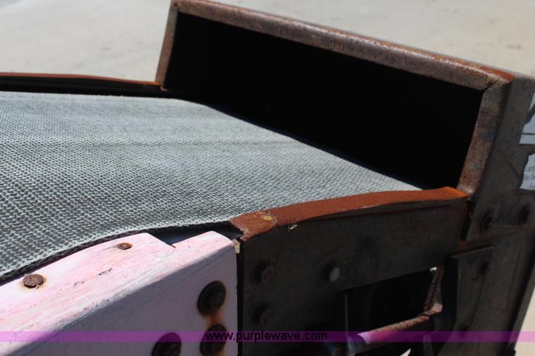 image for item J2229 1997 International 8100 conveyor truck