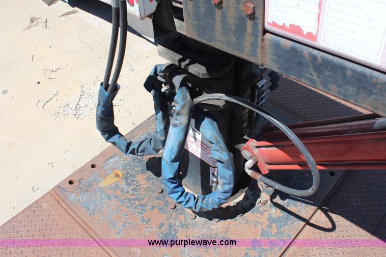 image for item J2229 1997 International 8100 conveyor truck