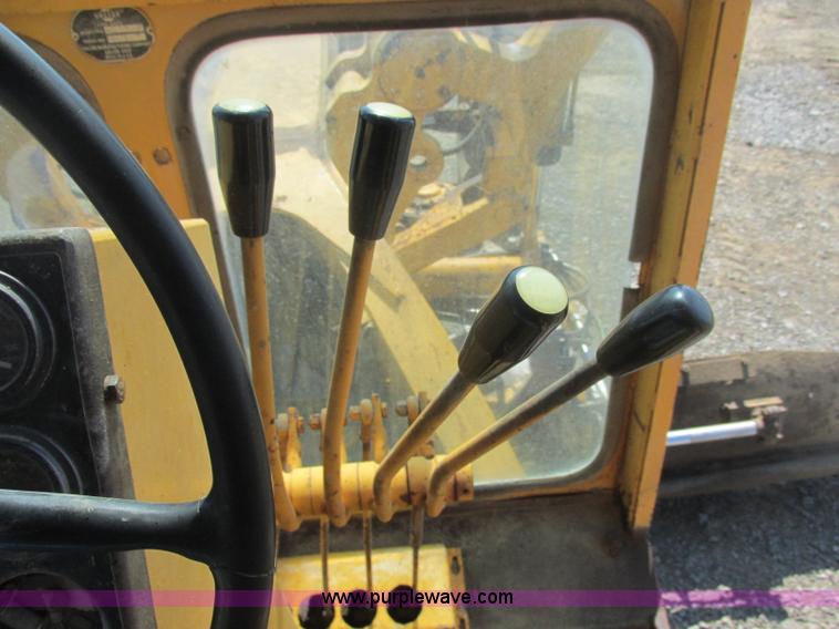 image for item J2464 1979 Galion T500M rigid motor grader