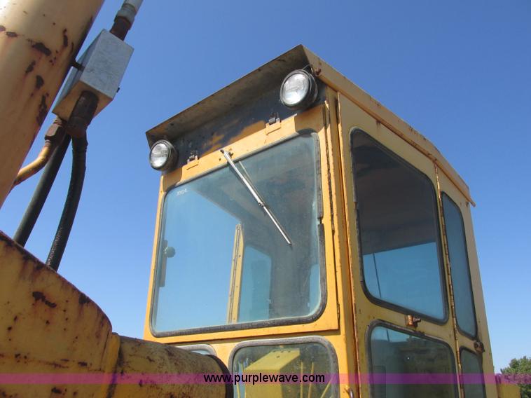 image for item J2464 1979 Galion T500M rigid motor grader
