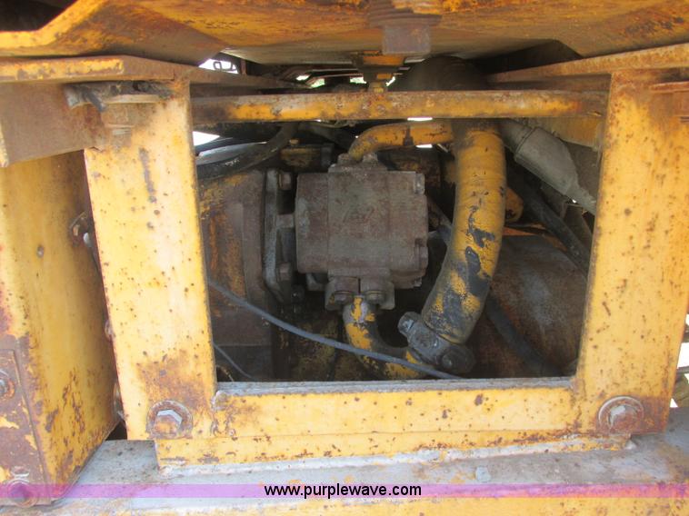 image for item J2464 1979 Galion T500M rigid motor grader