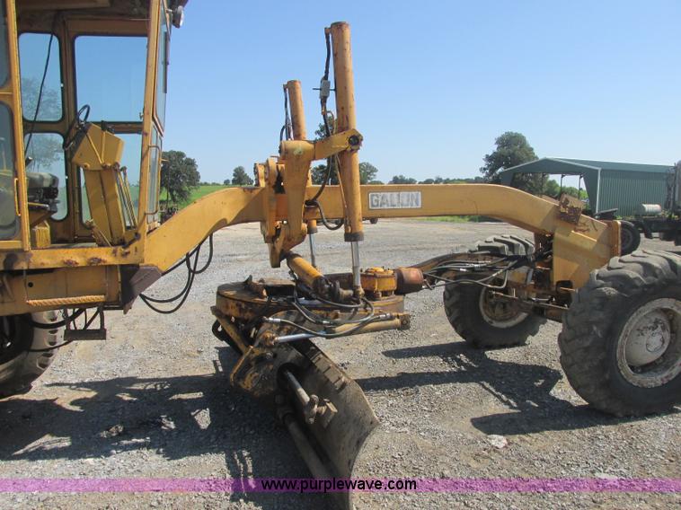 image for item J2464 1979 Galion T500M rigid motor grader