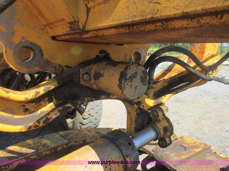 image for item J2464 1979 Galion T500M rigid motor grader