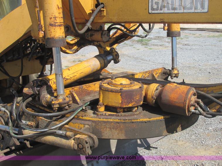 image for item J2464 1979 Galion T500M rigid motor grader