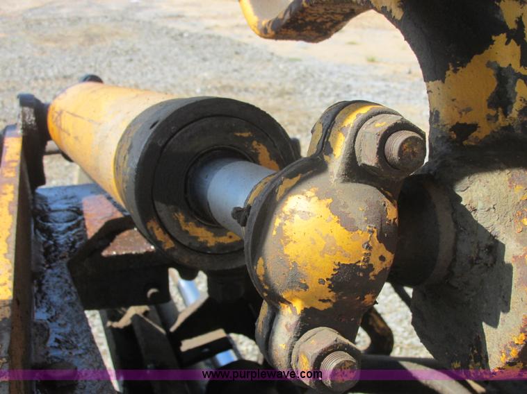 image for item J2464 1979 Galion T500M rigid motor grader