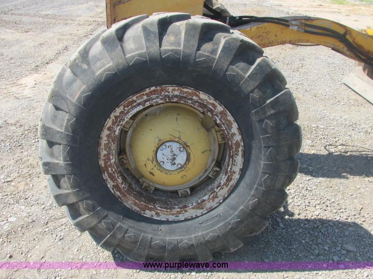 image for item J2464 1979 Galion T500M rigid motor grader