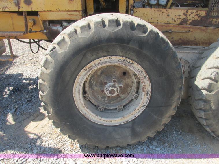 image for item J2464 1979 Galion T500M rigid motor grader