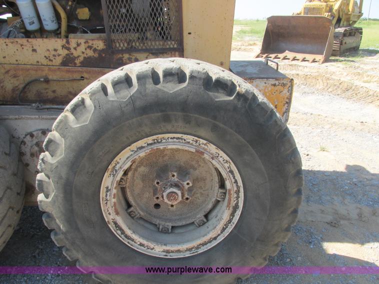 image for item J2464 1979 Galion T500M rigid motor grader