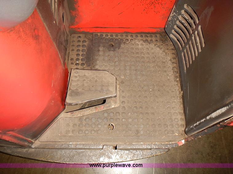 image for item J3153 Raymond 740DR32TT Deep-Reach forklift