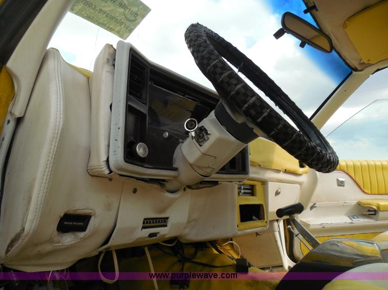 image for item I3361 1984 Chevrolet Monte Carlo