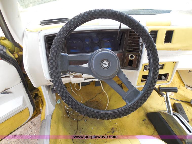 image for item I3361 1984 Chevrolet Monte Carlo