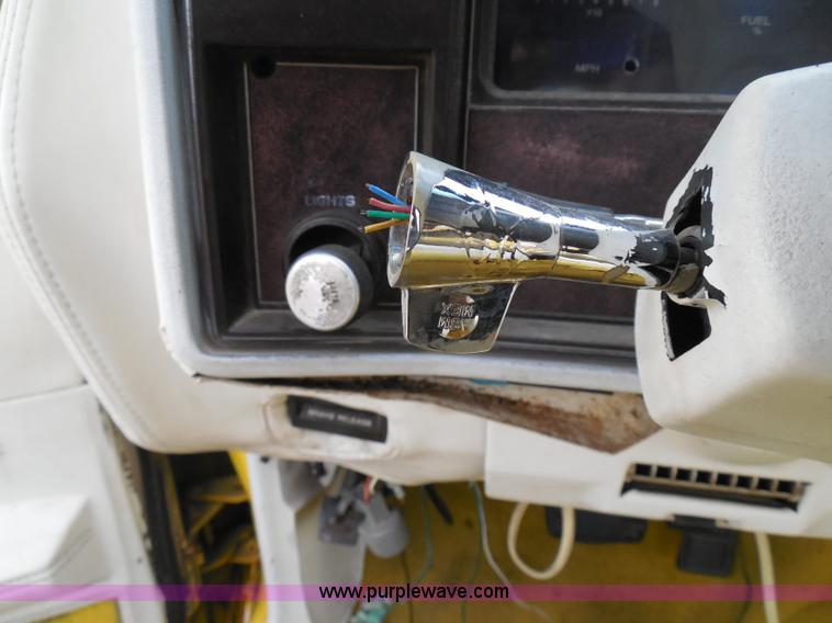 image for item I3361 1984 Chevrolet Monte Carlo