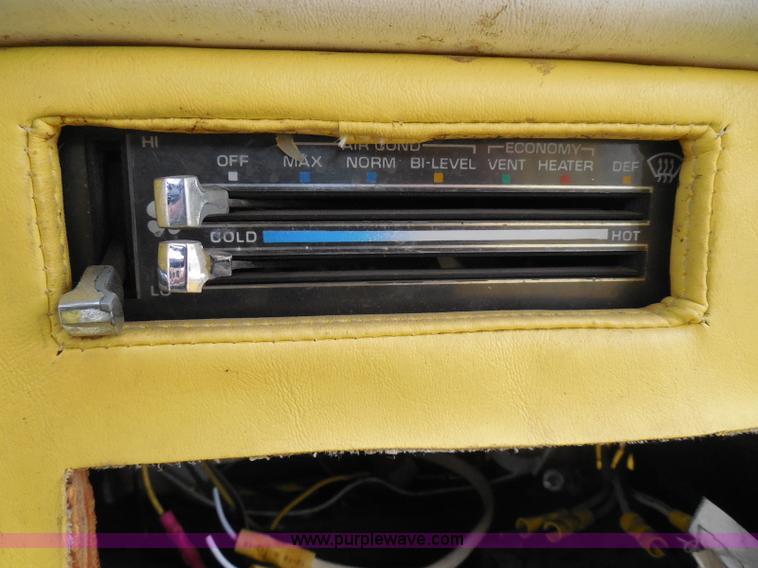 image for item I3361 1984 Chevrolet Monte Carlo