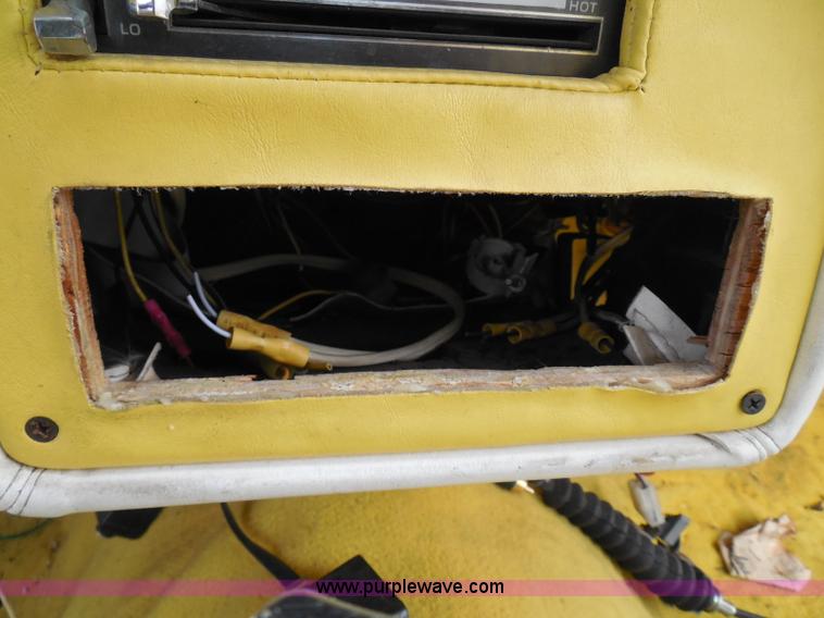 image for item I3361 1984 Chevrolet Monte Carlo