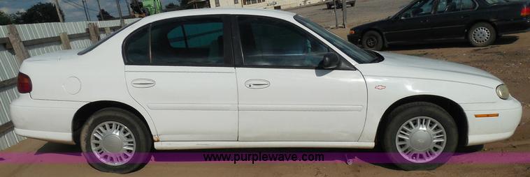 image for item I3362 2000 Chevrolet Malibu