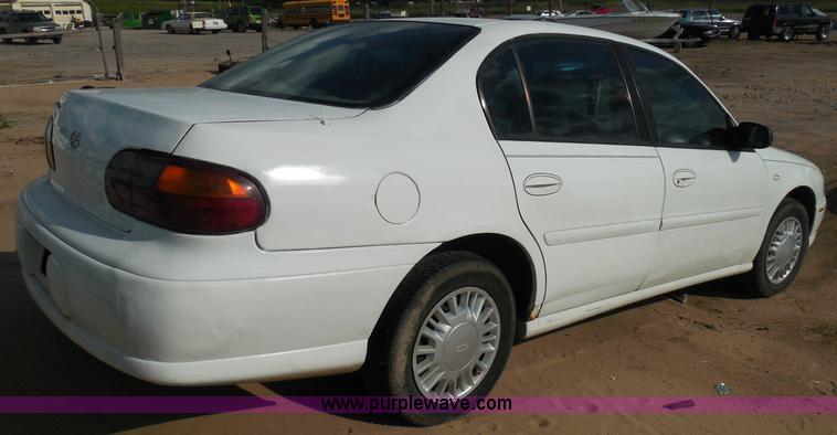 image for item I3362 2000 Chevrolet Malibu