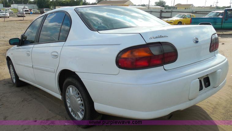 image for item I3362 2000 Chevrolet Malibu
