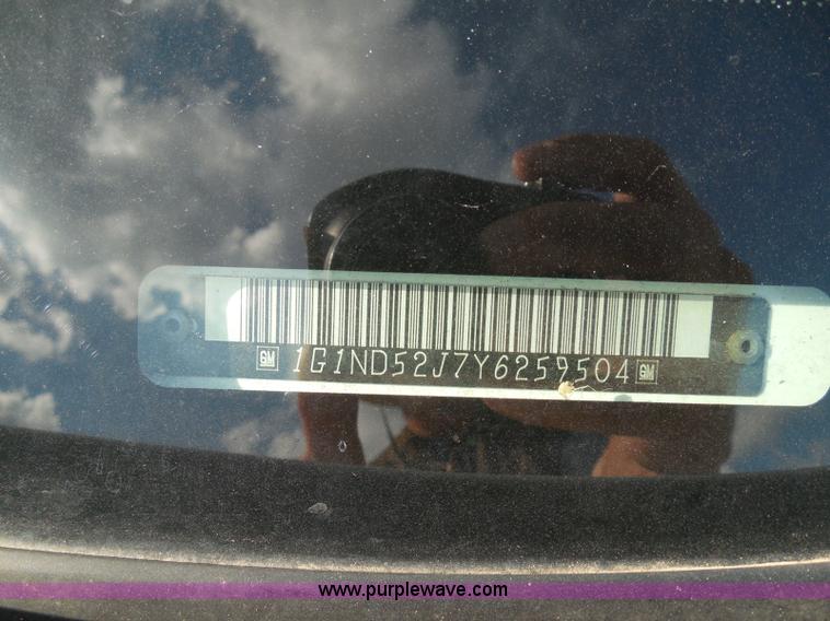 image for item I3362 2000 Chevrolet Malibu