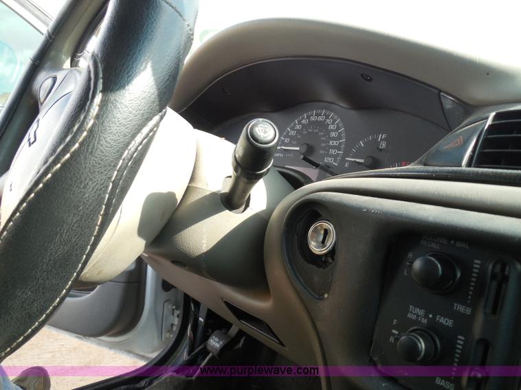 image for item I3362 2000 Chevrolet Malibu