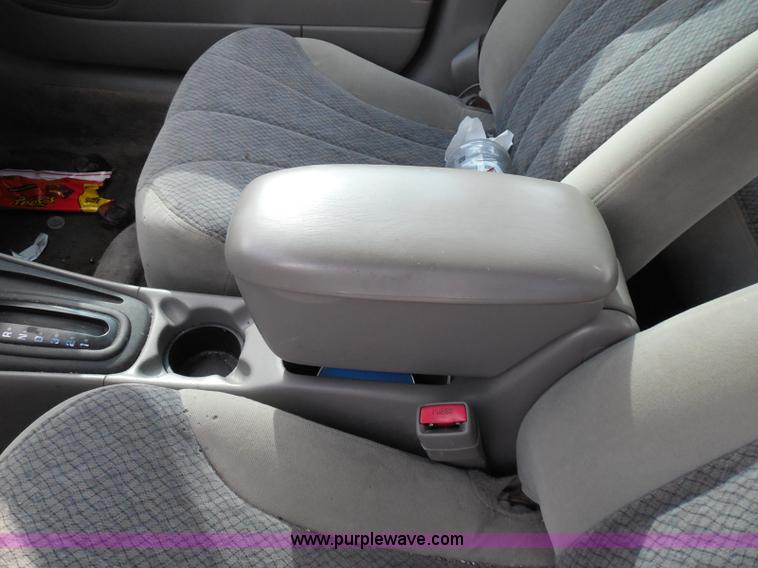 image for item I3362 2000 Chevrolet Malibu