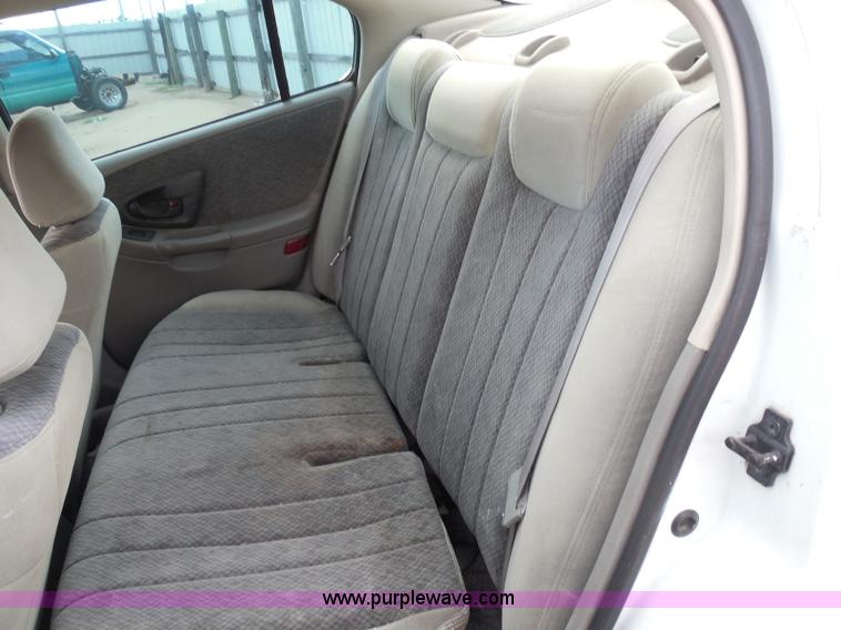 image for item I3362 2000 Chevrolet Malibu