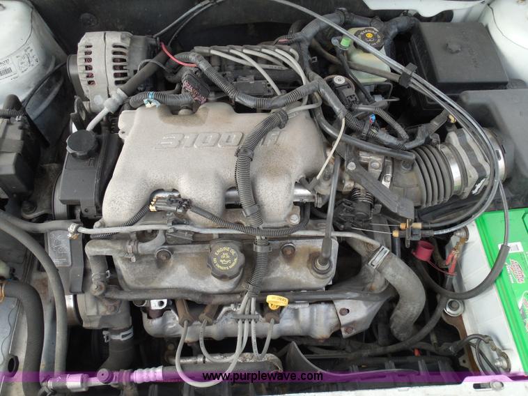 image for item I3362 2000 Chevrolet Malibu