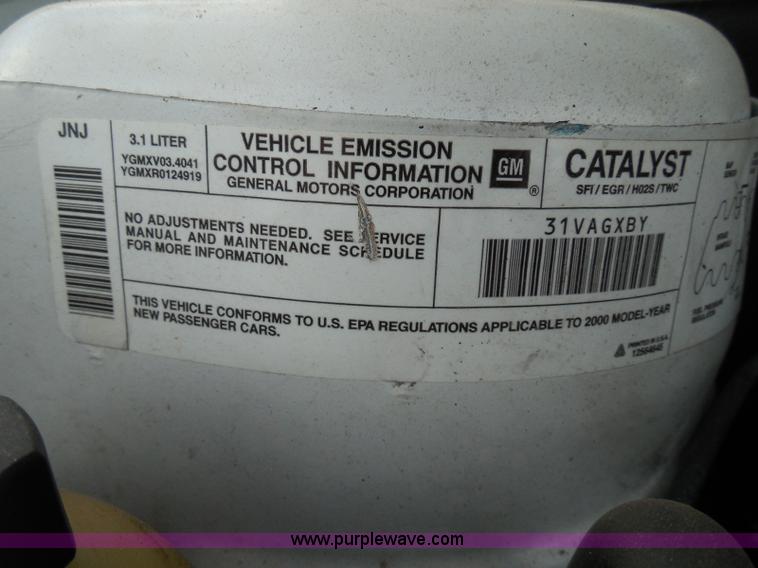 image for item I3362 2000 Chevrolet Malibu