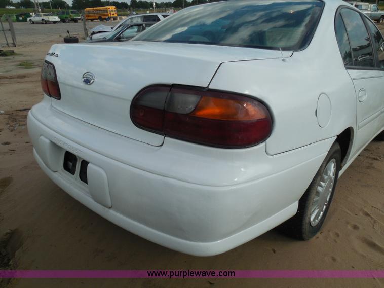 image for item I3362 2000 Chevrolet Malibu