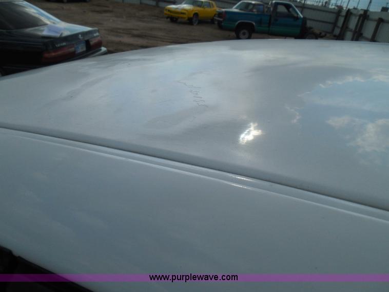 image for item I3362 2000 Chevrolet Malibu