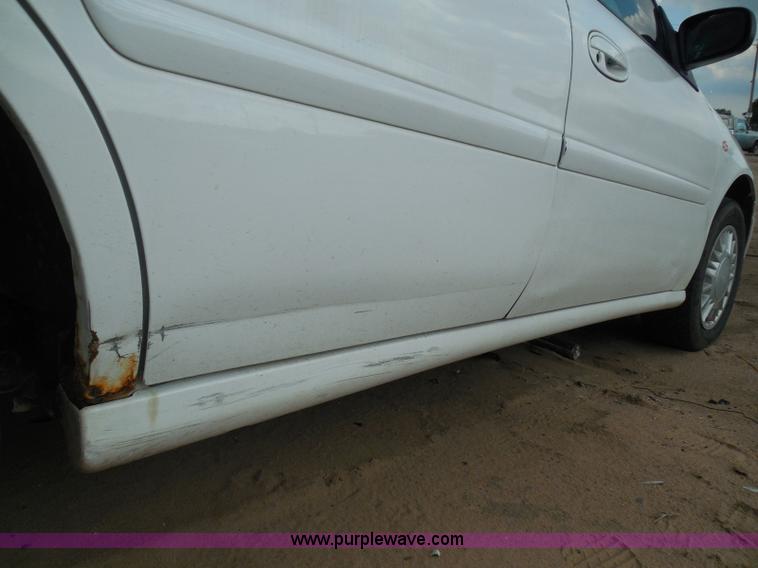 image for item I3362 2000 Chevrolet Malibu