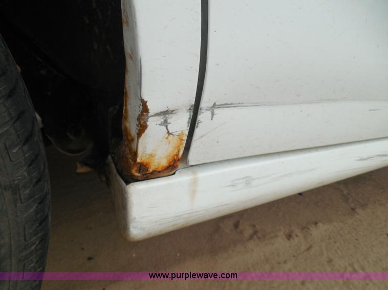 image for item I3362 2000 Chevrolet Malibu