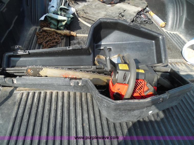 image for item I3363 1988 GMC Sierra 1500 pickup truck