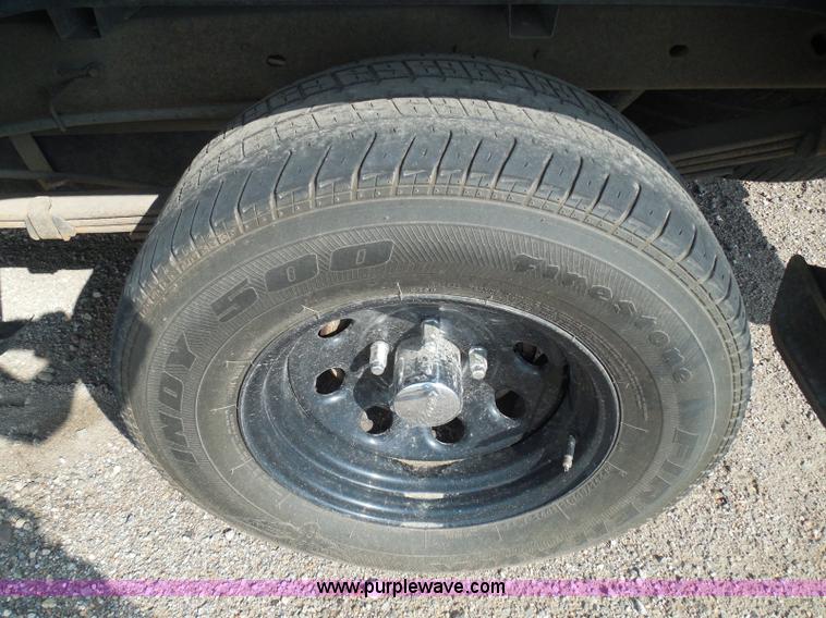 image for item I3363 1988 GMC Sierra 1500 pickup truck