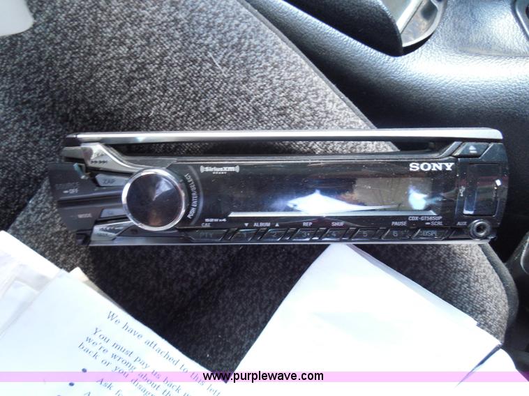 image for item I3364 1995 Ford Mustang convertible