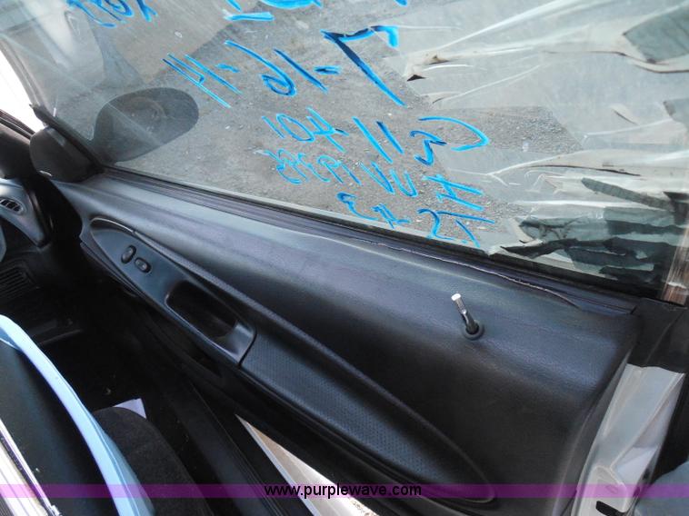 image for item I3364 1995 Ford Mustang convertible