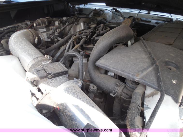 image for item I3364 1995 Ford Mustang convertible