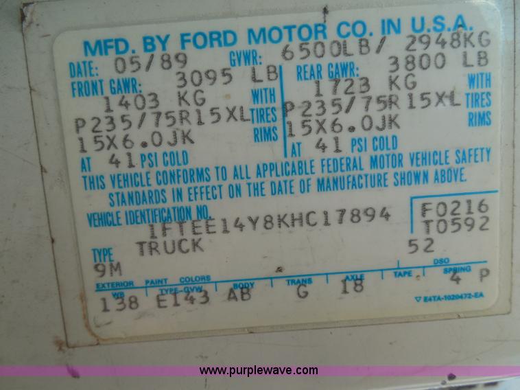 image for item I3365 1989 Ford Econoline E150 cargo van