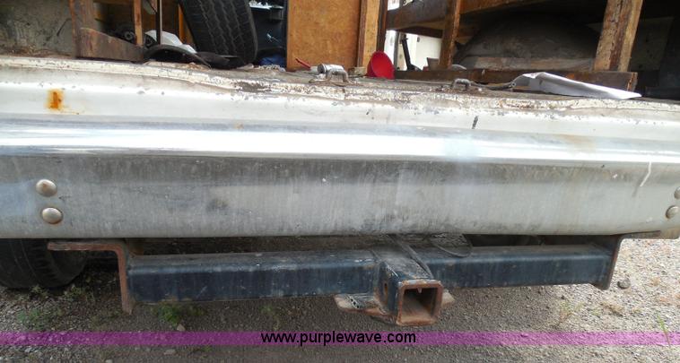 image for item I3365 1989 Ford Econoline E150 cargo van