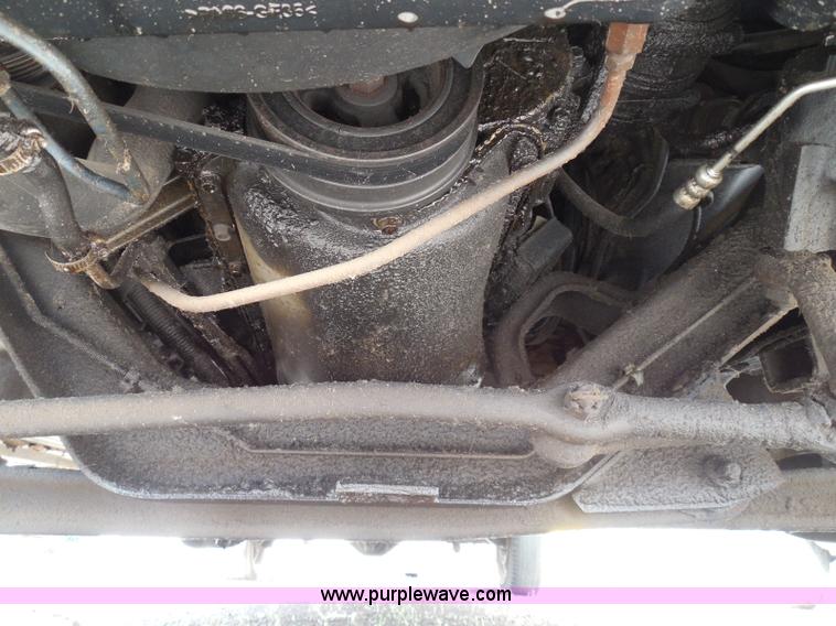 image for item I3365 1989 Ford Econoline E150 cargo van