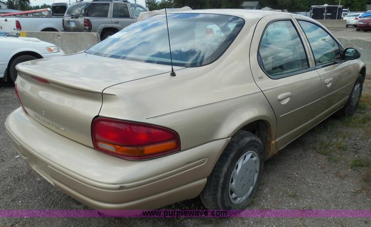 image for item I3366 2000 Dodge Stratus SE