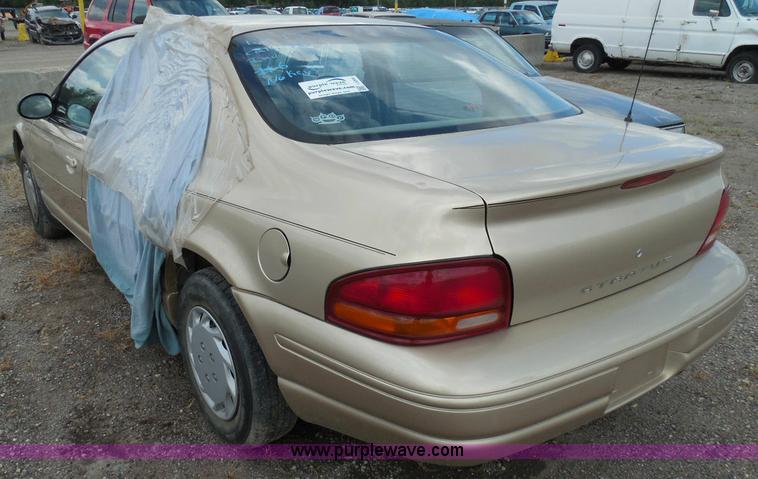 image for item I3366 2000 Dodge Stratus SE