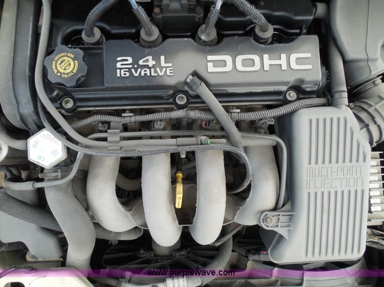 image for item I3366 2000 Dodge Stratus SE