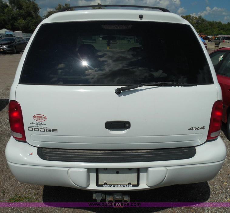 image for item I3367 2000 Dodge Durango SLT SUV